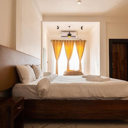 Hotel The Kaziranga Address Esterno foto