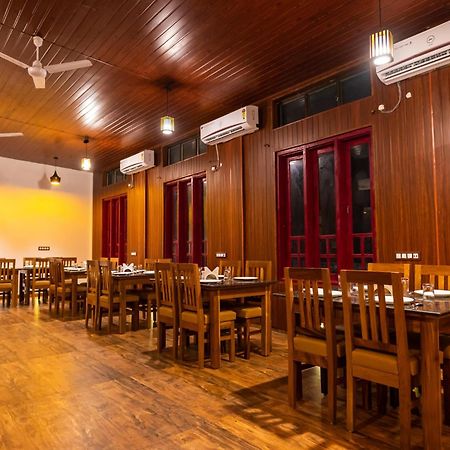 Hotel The Kaziranga Address Esterno foto