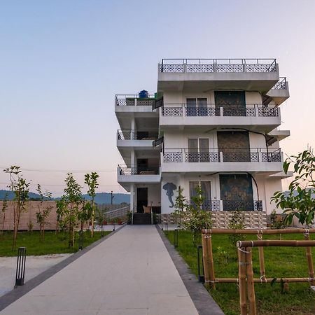 Hotel The Kaziranga Address Esterno foto