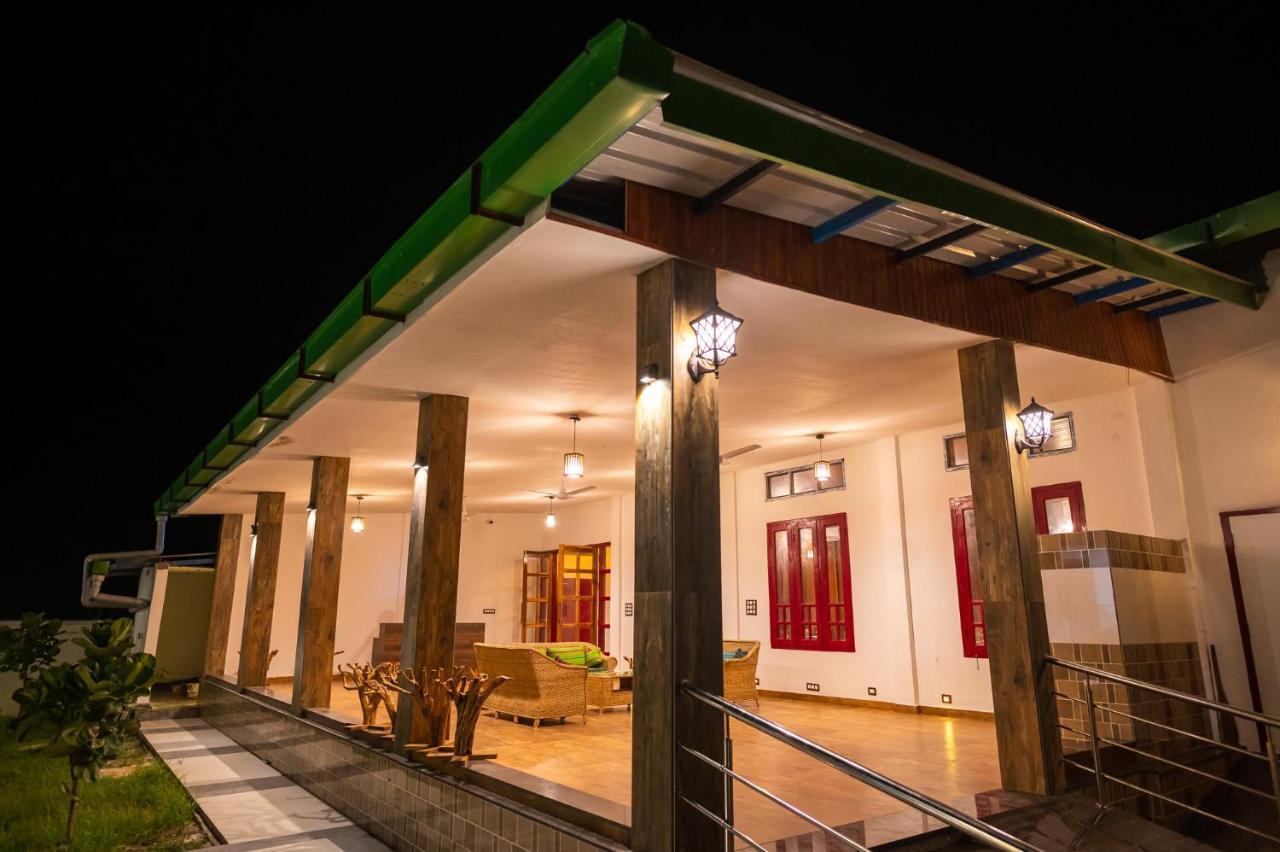 Hotel The Kaziranga Address Esterno foto