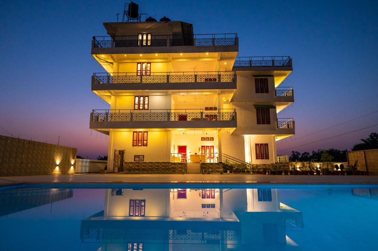 Hotel The Kaziranga Address Esterno foto