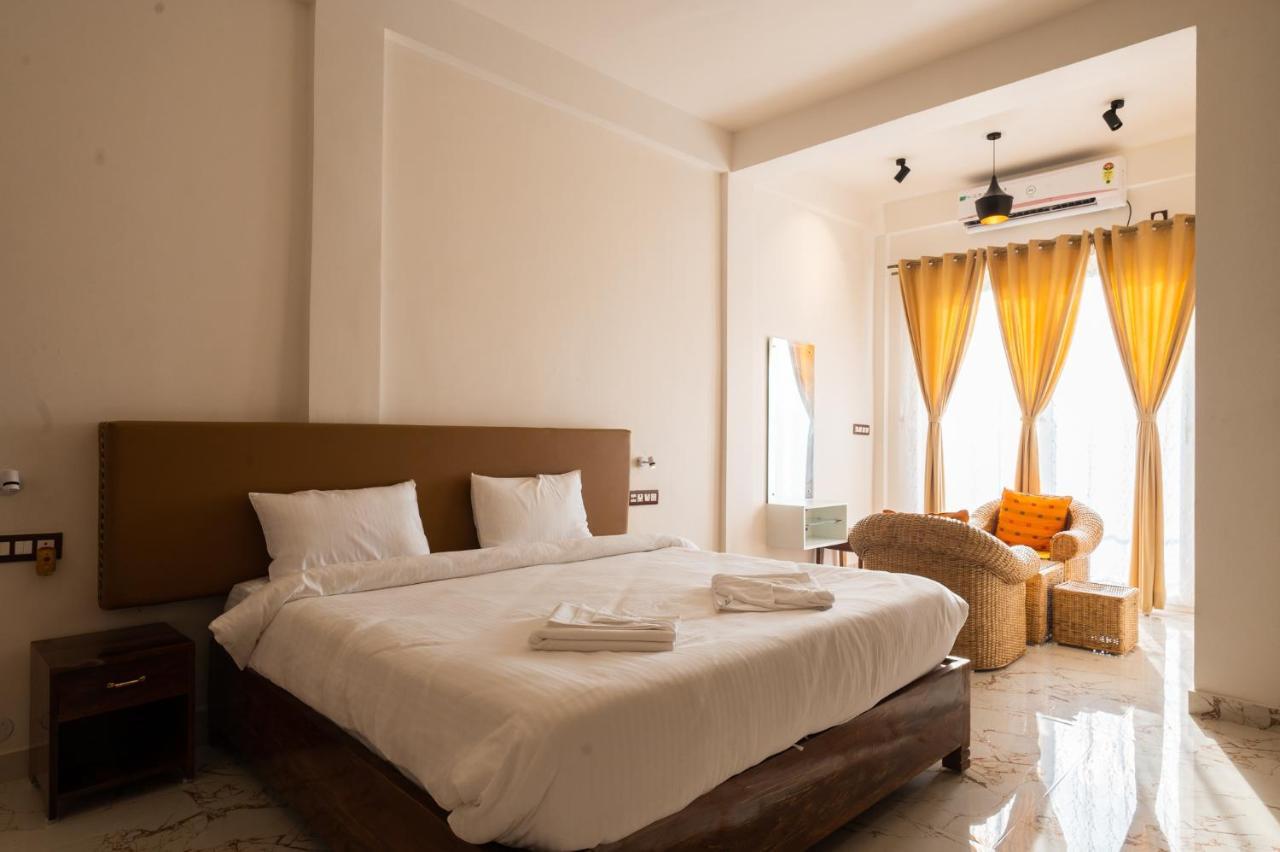 Hotel The Kaziranga Address Esterno foto