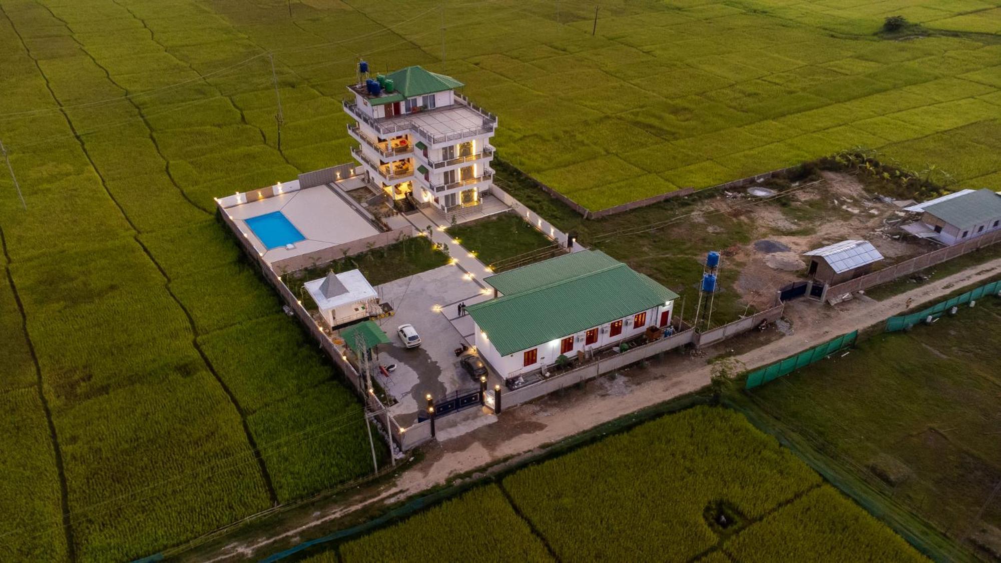 Hotel The Kaziranga Address Esterno foto